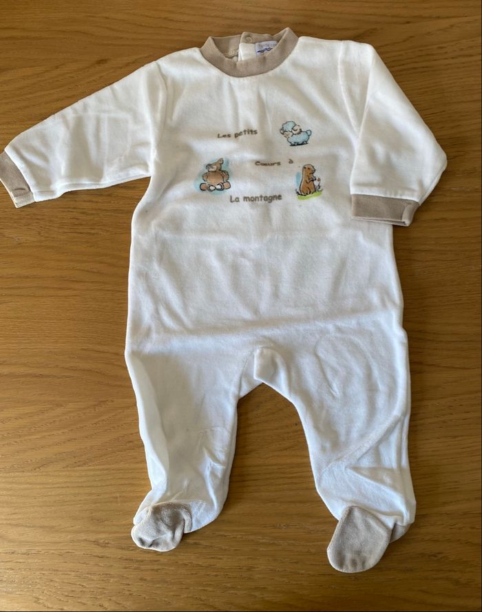 Les Petits Coeurs à la Montagne Pyjama Grenouillère blanc Taille 12 mois - photo numéro 6