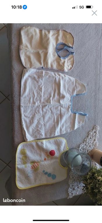 Lot de 3 bavoirs à petit prix