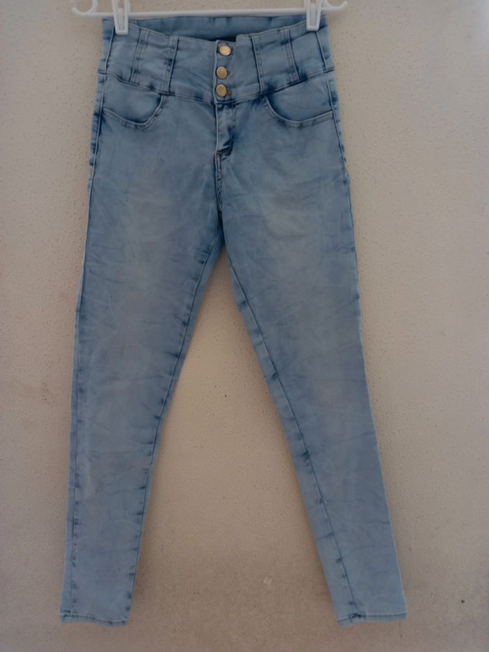Pantalon jeans Taille haute Taille : 40
