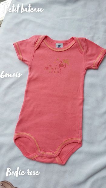 Bodie 6 mois petit bateau