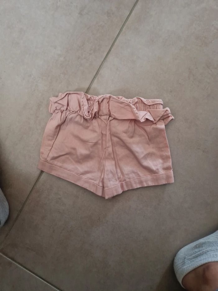Short 6 mois - photo numéro 2
