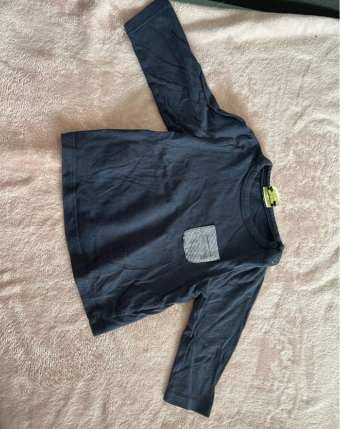 Lot de vêtements - photo numéro 4