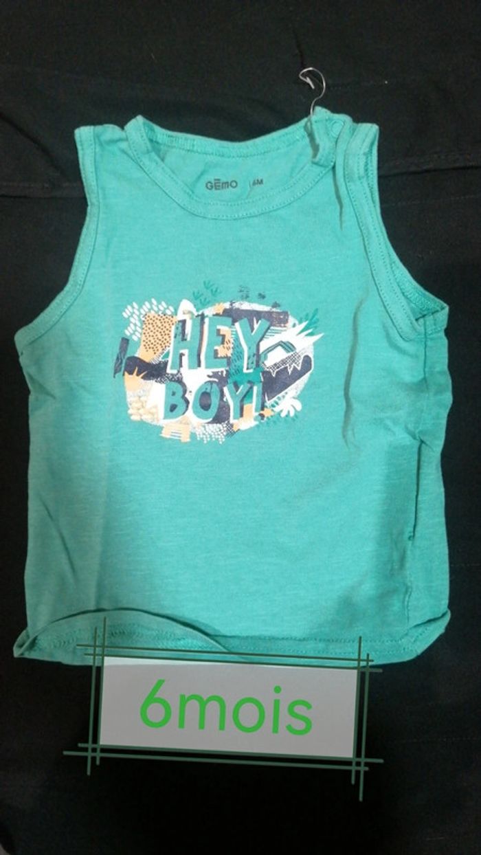 Tee shirt sans manches