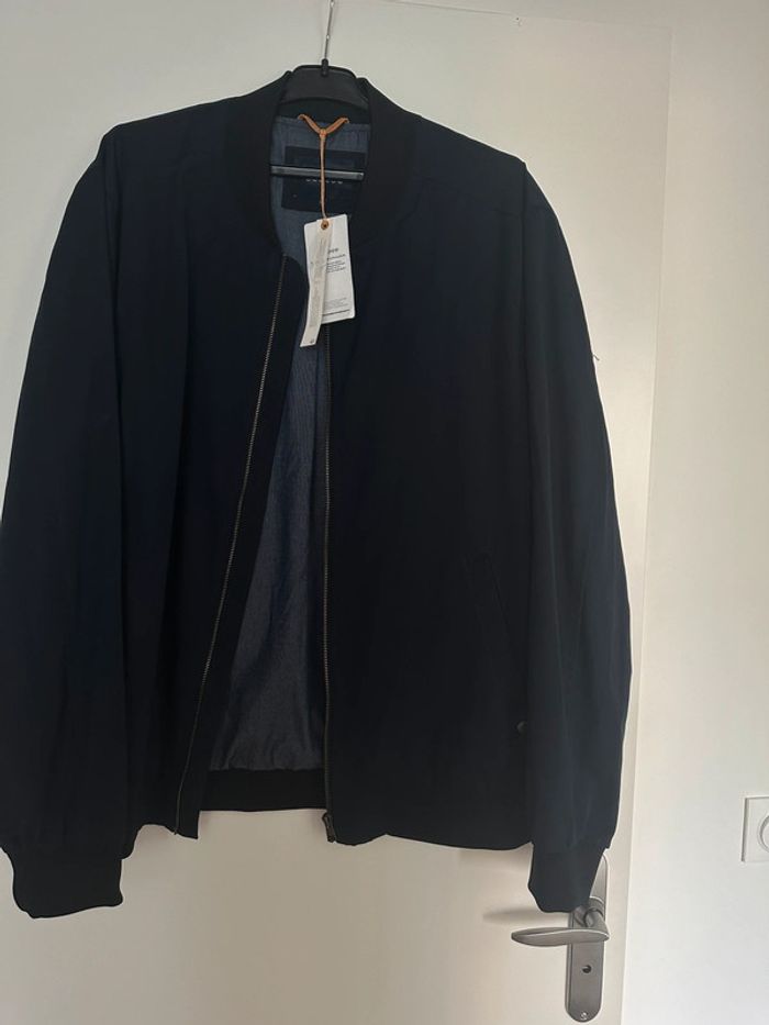Magnifique blouson de type bomber, neuf avec étiquettes. - photo numéro 4