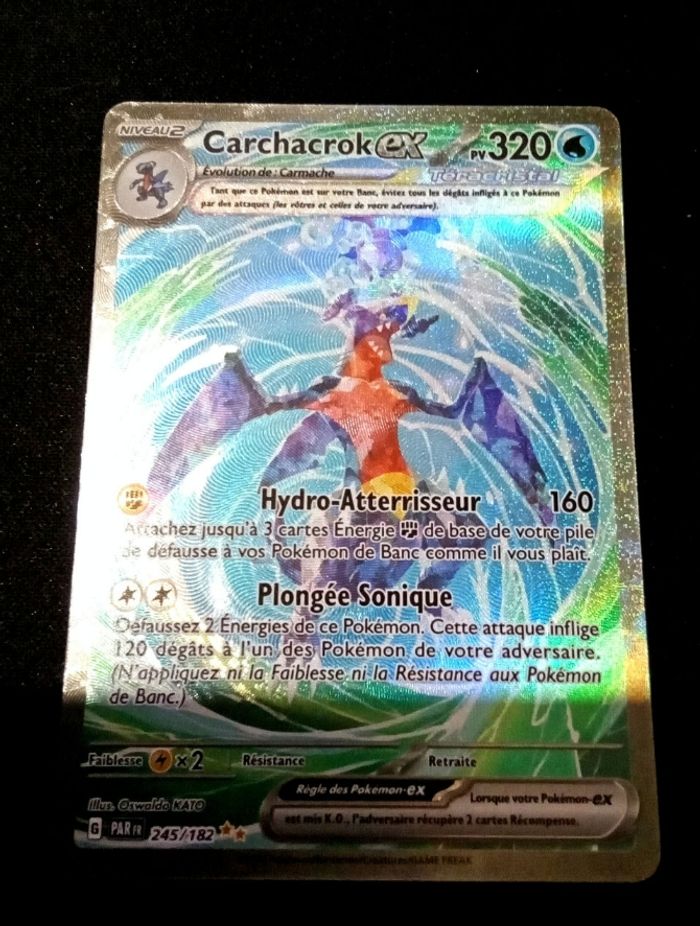 Carte pokemon de Carchacrok EX alt en excellent état sortit de booster