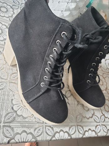 Tennis à talons pointure 38