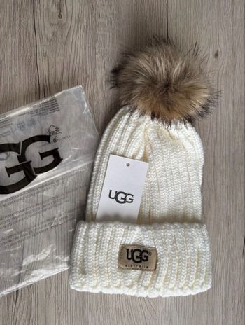 Bonnet UGG neuf - Taille unique 