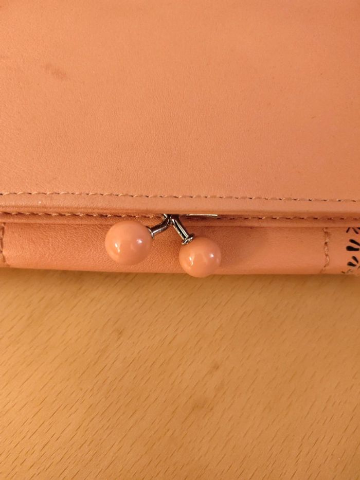 Portefeuille corail Parfois - photo numéro 4