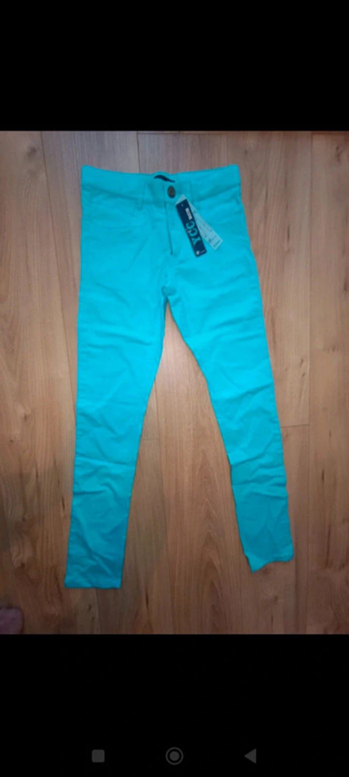 Pantalon neuf 14 ans