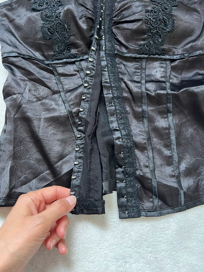 Top vintage bustier satiné perles Goth Vampire Whimsigoth 90s - Taille S - photo numéro 7