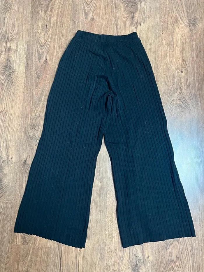pantalon taille Xs jennyfer - photo numéro 3