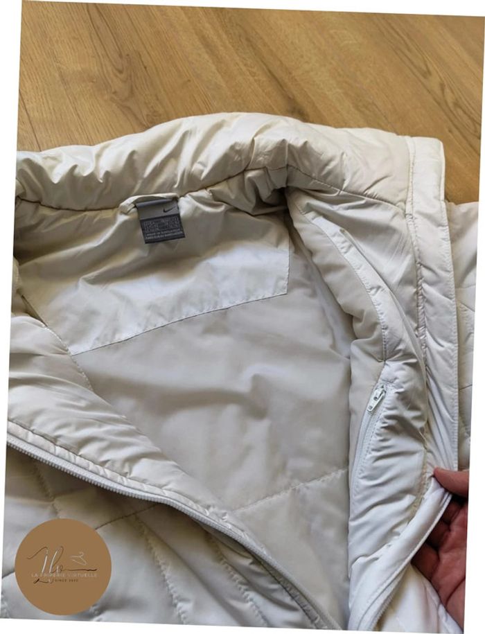 Doudoune Nike Blanche avec Logo Noir - photo numéro 8