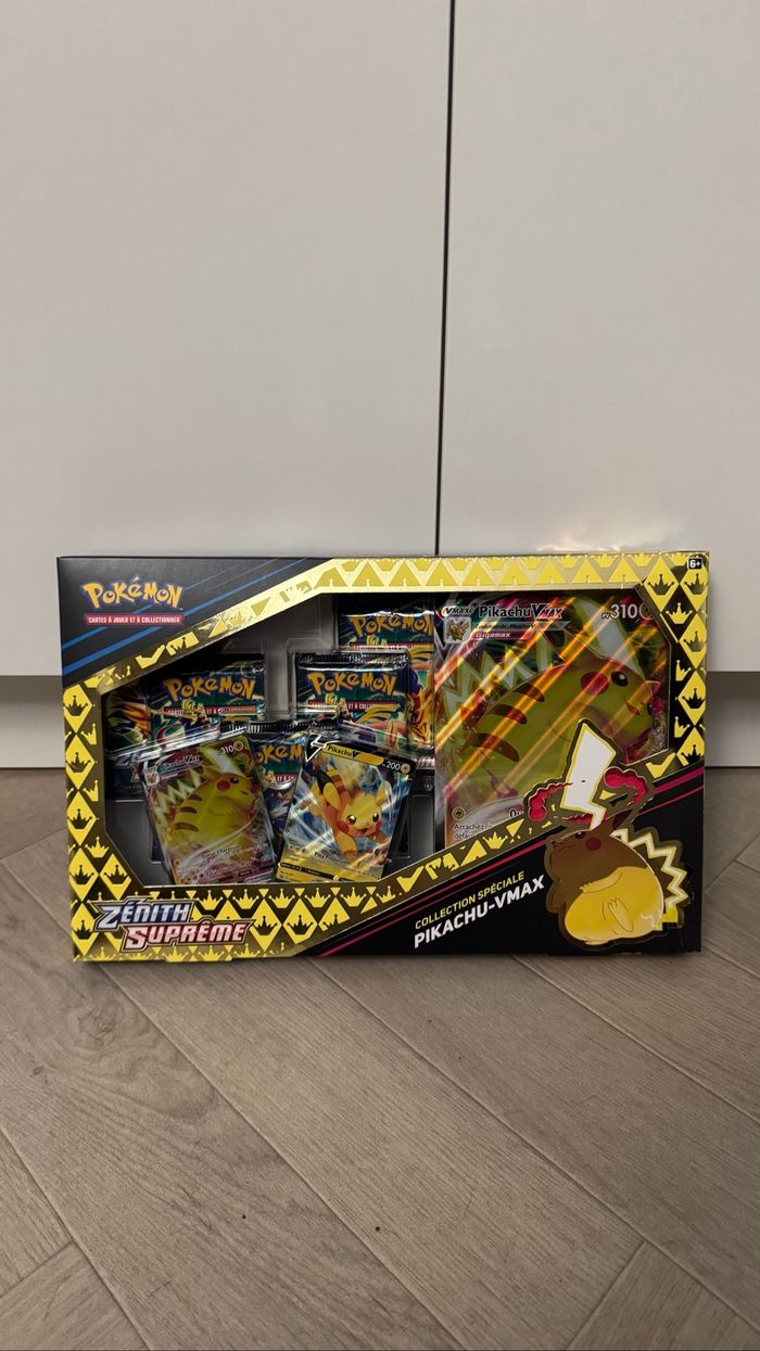 Pokémon - Coffret Pikachu Zénith Suprême