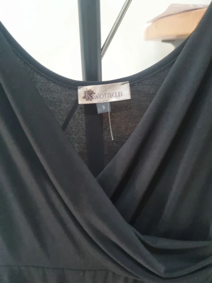 Robe noire - photo numéro 3