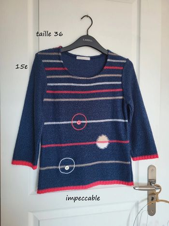 Pull col rond Armand Thiery taille 36 impeccable
