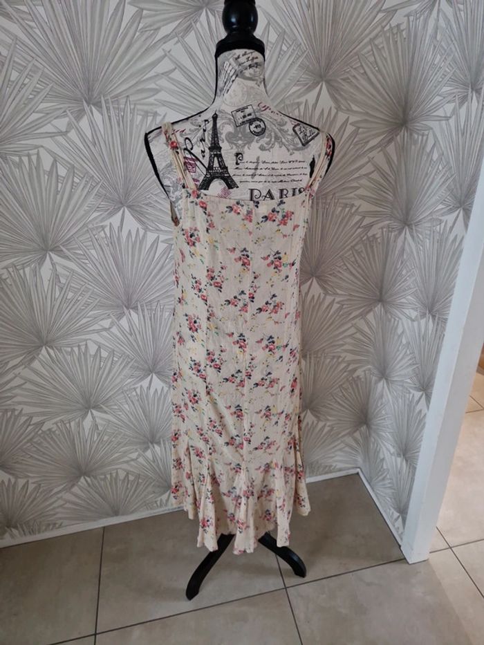 Jolie robe longue taille 36 - photo numéro 2