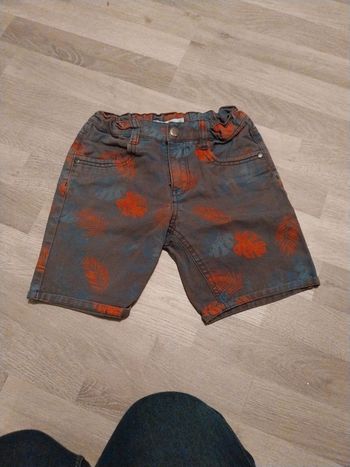 Short garçon 8 ans gemo très bon état