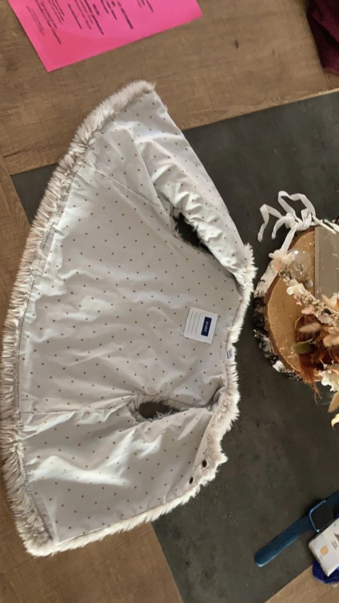 Veste sans manches • 3A fausse fourrure (grise) - photo numéro 4