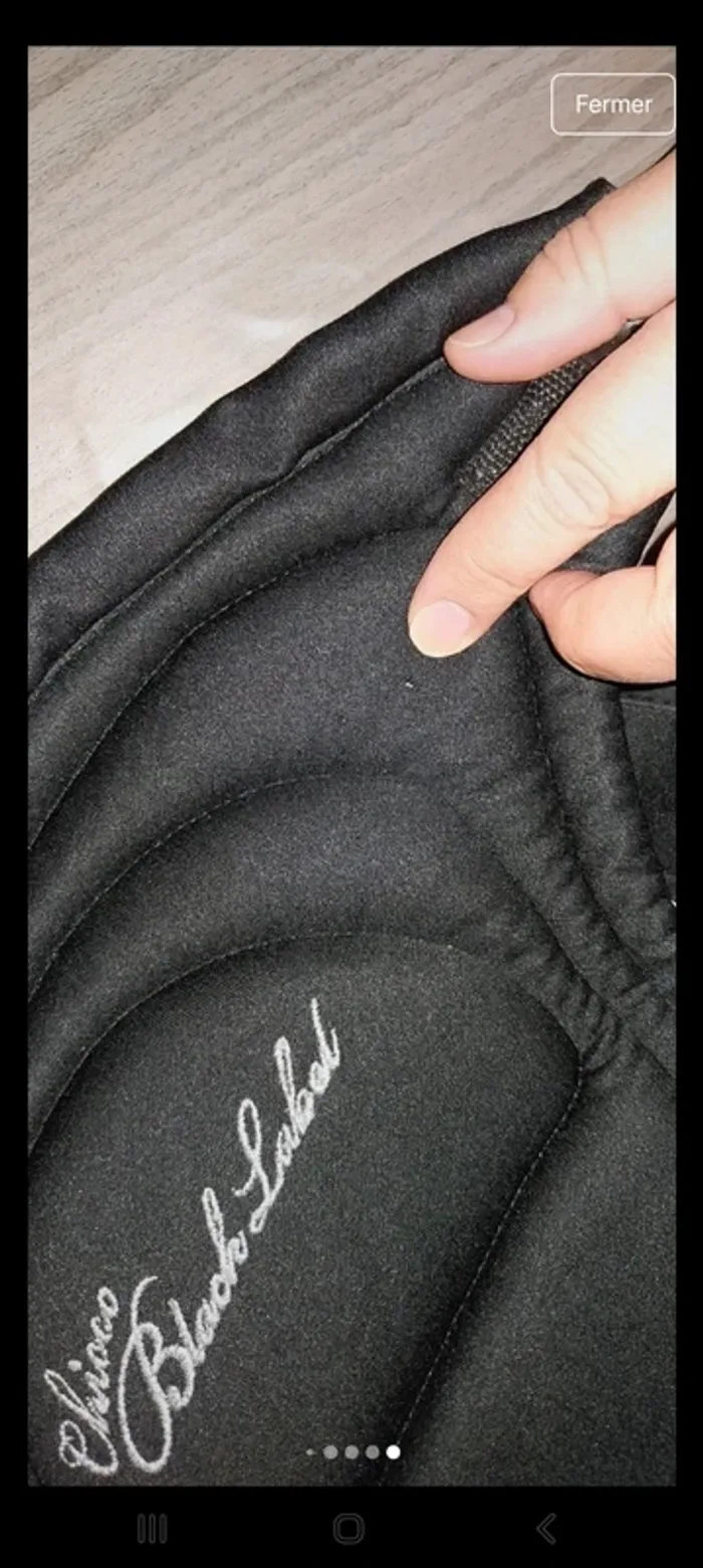 Porte bébé Chicco Black Label noir et blanc. Excellent état. Taille 0+ de la naissance à 9kg. - photo numéro 4