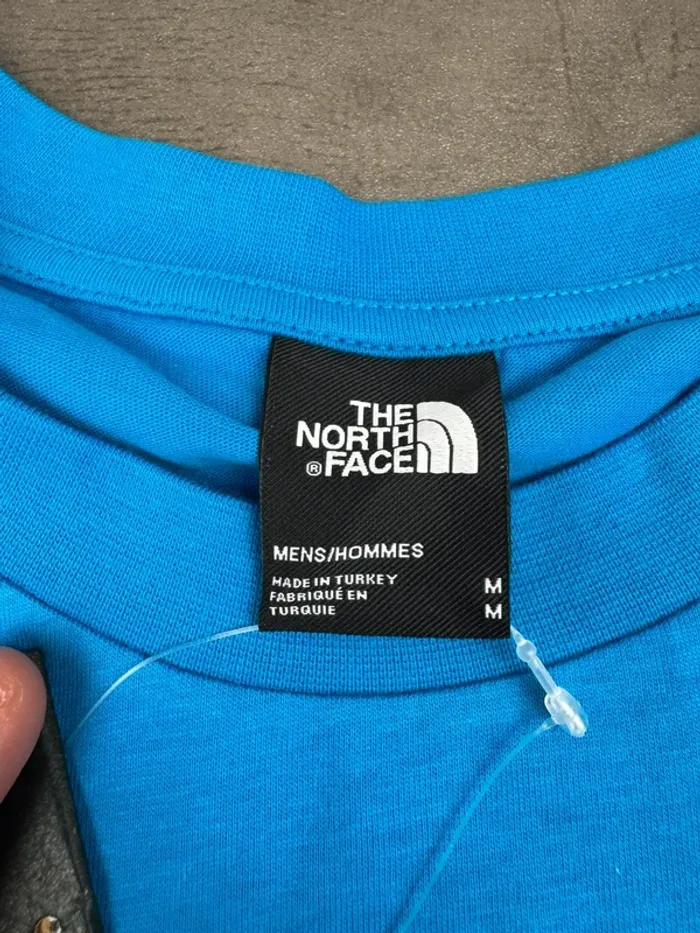T-shirt The North Face Oversize Bleu Logo Brodé Neuf Taille M - photo numéro 8