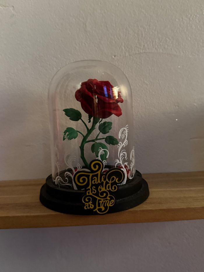 Figurine Disney rose enchantée la belle et la bête - photo numéro 1