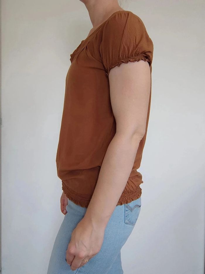 Tee-shirt marron Mim, taille 36, resserré à la taille, en très bon état 💖 - photo numéro 7