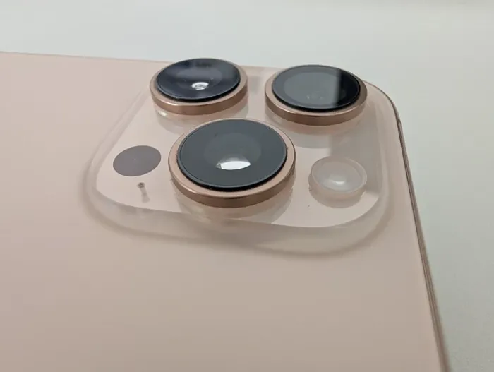 I P h o n e 16 pro Max - photo numéro 3