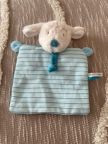 Peluche doudou plat 23cm sucre d’orge chien blanc et bleu parfait état