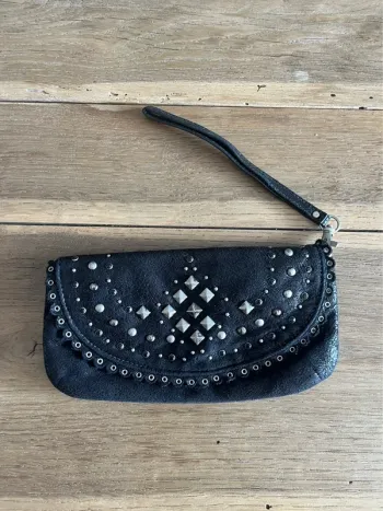 Pochette noire Morgan