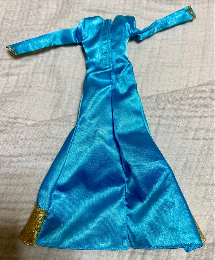 Robe bleu et doré pour Barbie bon état - photo numéro 3