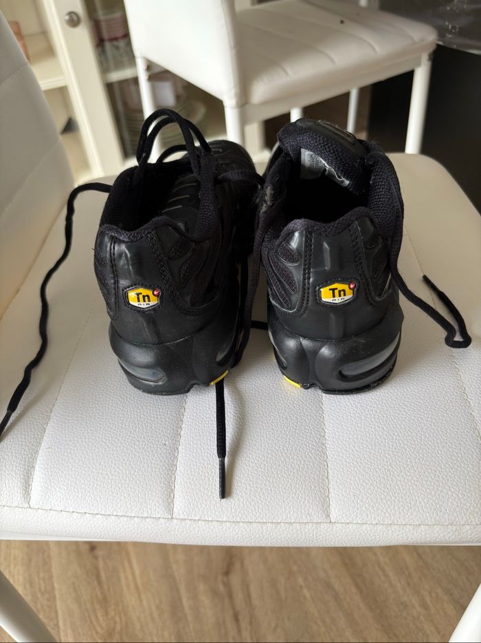 Basket TN Nike noir - photo numéro 4