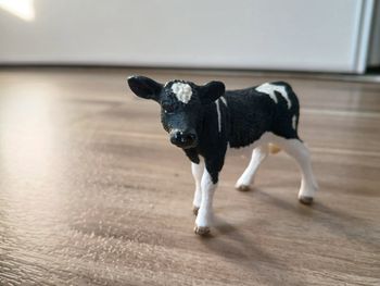 Petit veau Schleich