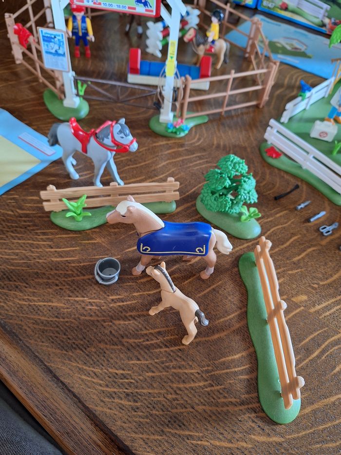 Playmobil 3 lots équitation,  vétérinaire + chevaux + obstacles - photo numéro 6