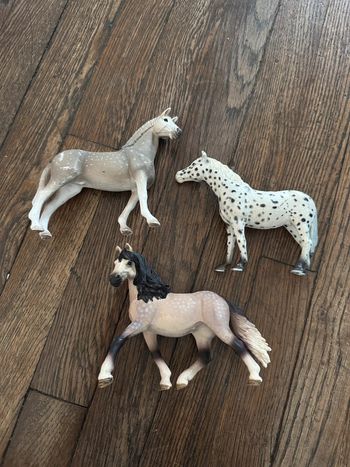 Lot 3 chevaux schleich  Bon état