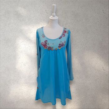 Tunique asymétrique légère avec 2 poches motifs fleuris taille L