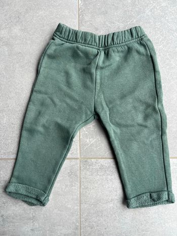 2 pantalons kiabi 18mois