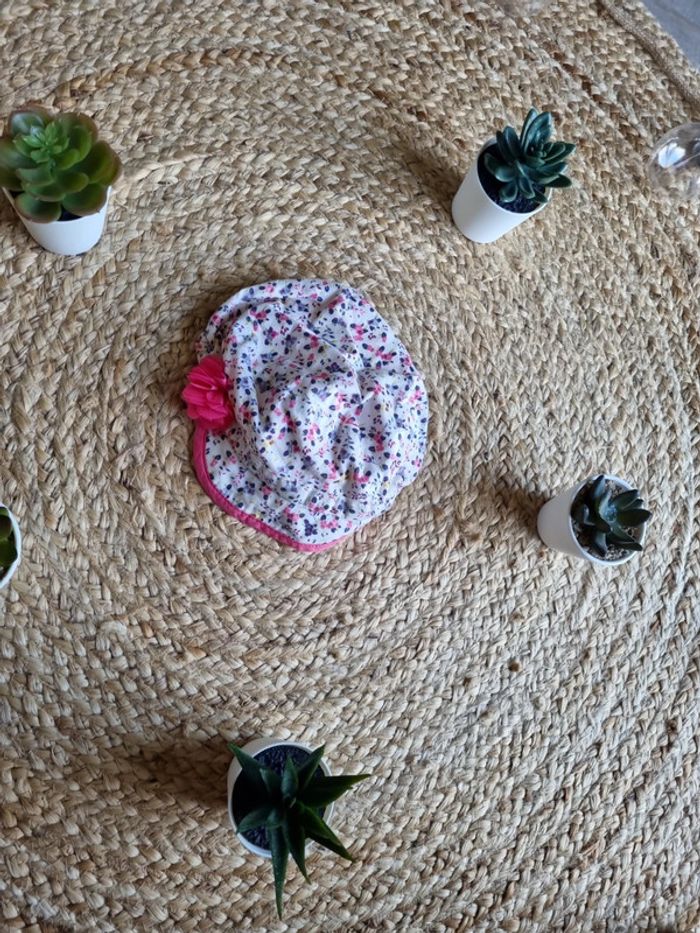 Casquette fille 6/9 mois