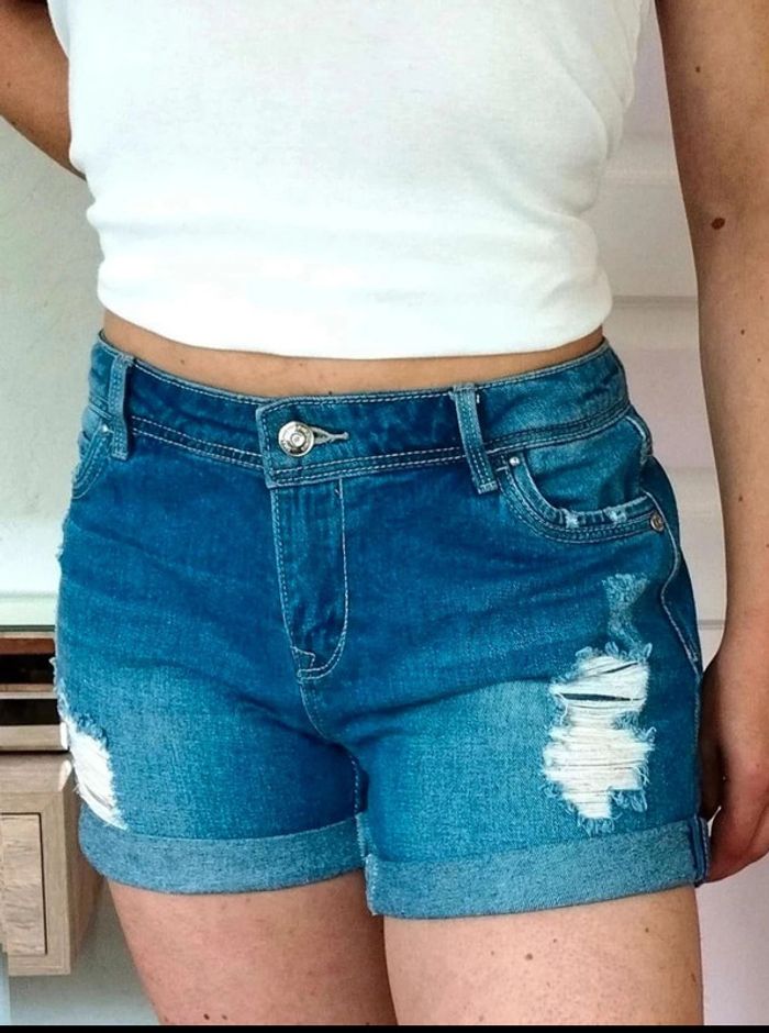 Short jean Stradivarius 36