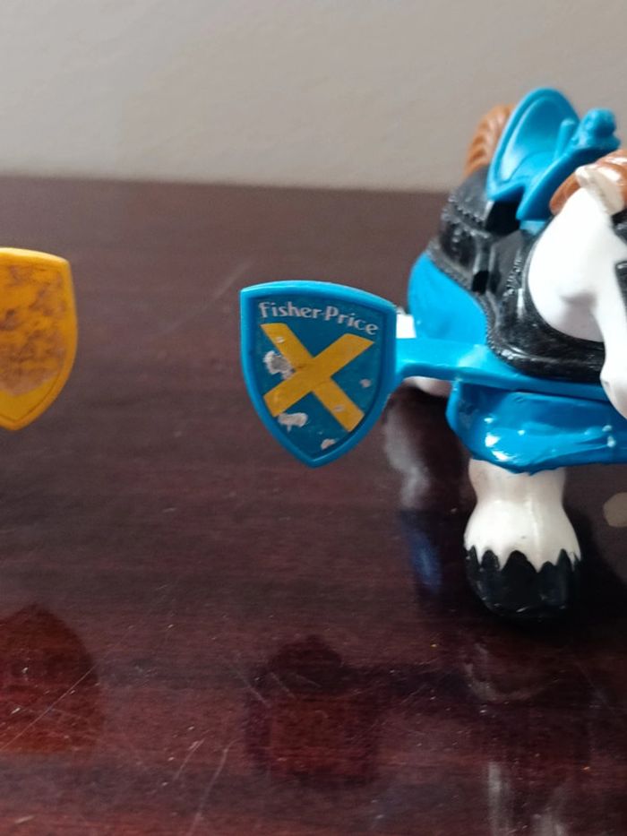 2 chevaux Fisher Price - photo numéro 2