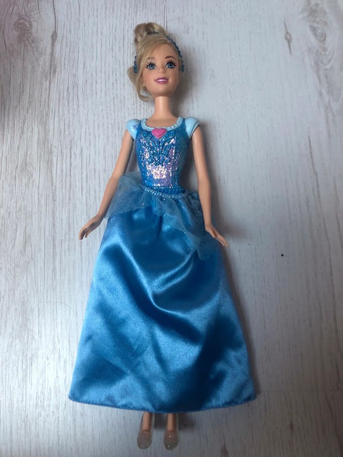 Poupée Barbie Cendrillon - photo numéro 2