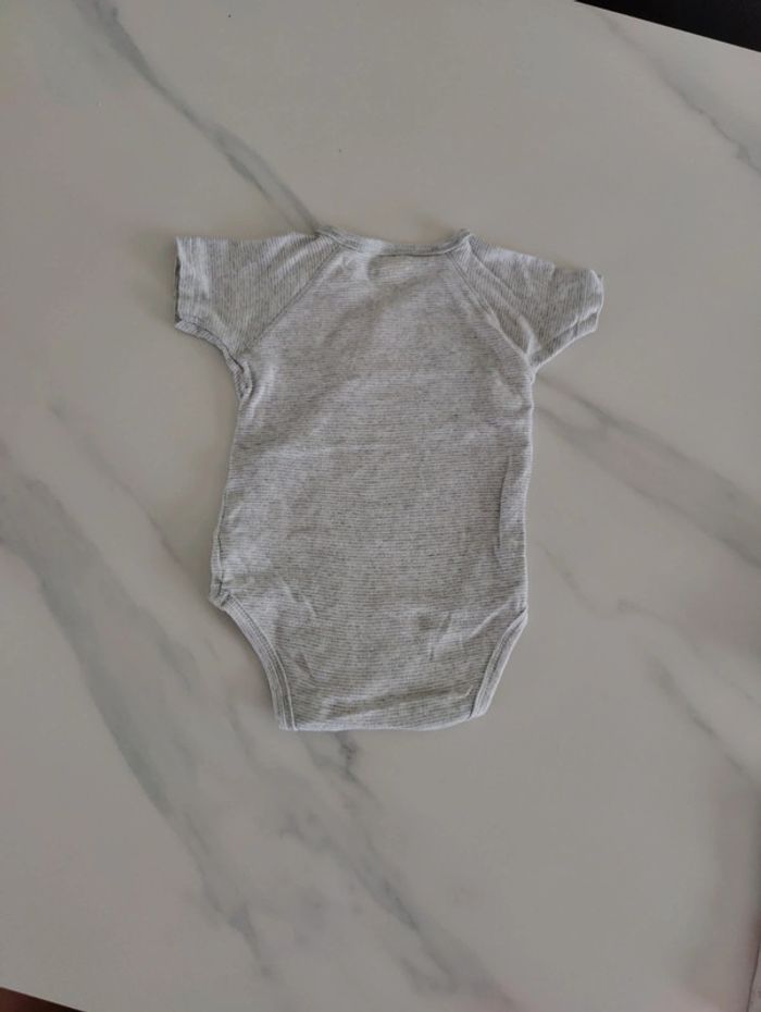 Lot de bodies - photo numéro 3