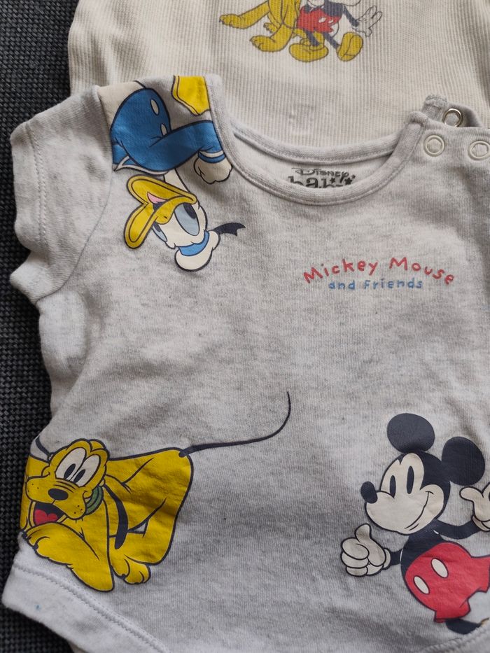 Lots de 2 bodies garçon bébé Disney - photo numéro 3