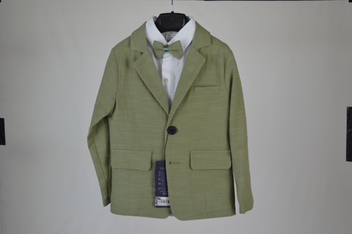 Costume Garçon 9 Ans Tendance Vert Sauge 4 Pièces – Look Moderne & Chic