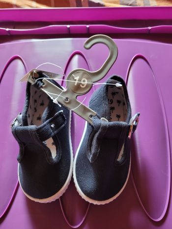 Chaussures en toiles