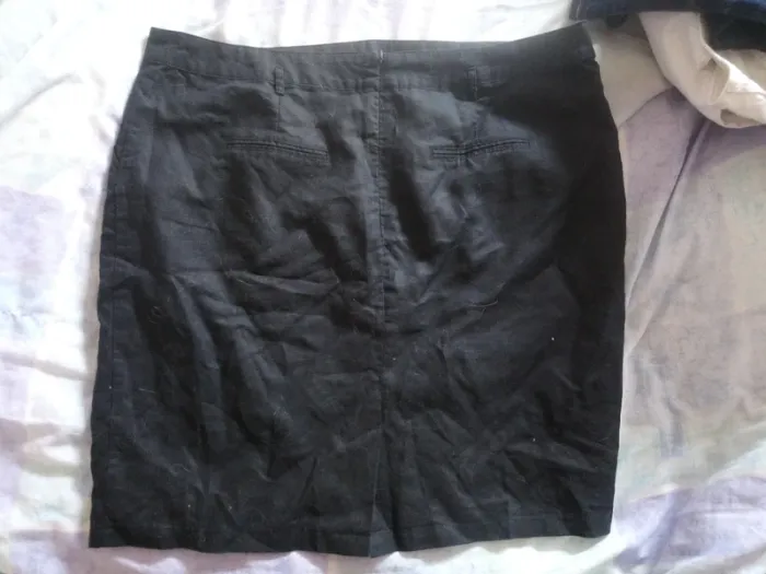 Jupe courte noire à poche. - photo numéro 3