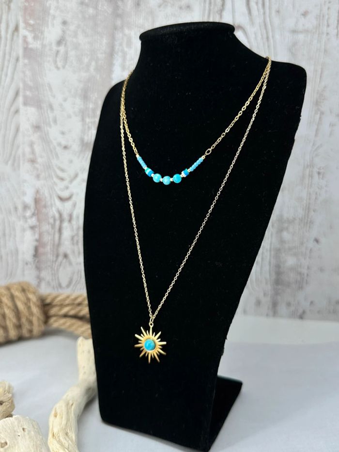 Collier plusieurs rangs or acier et pierres cristal turquoise avec chaîne réglable - photo numéro 3