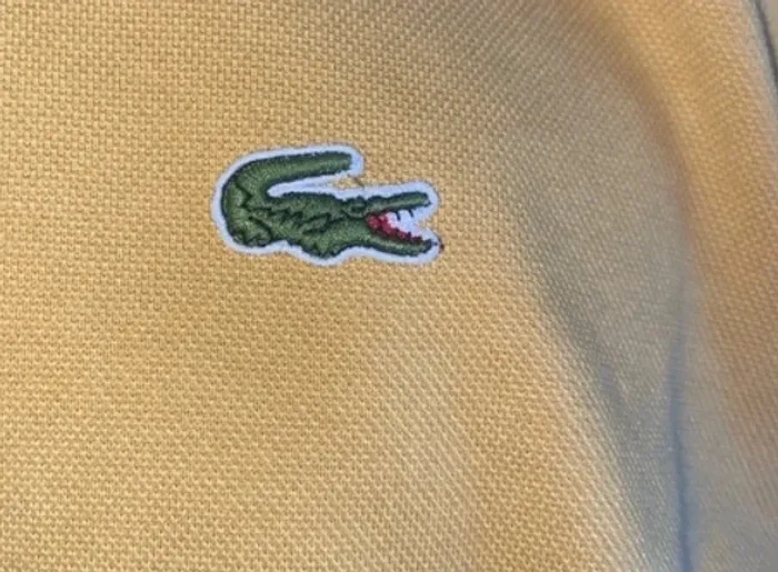 Pull vintage moutarde Lacoste - photo numéro 4