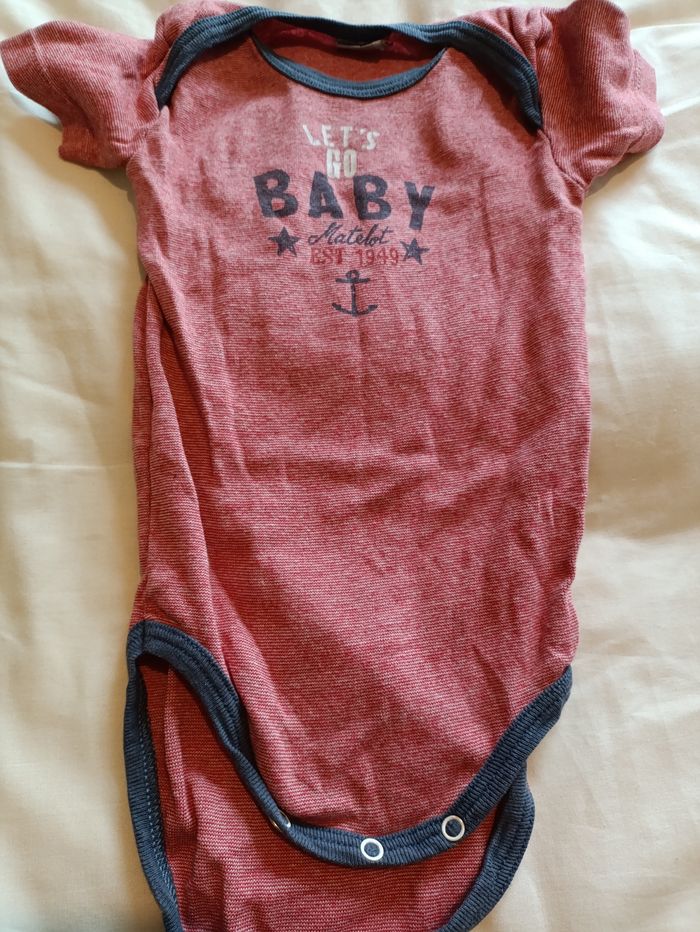 body manches courtes 12 mois - photo numéro 6