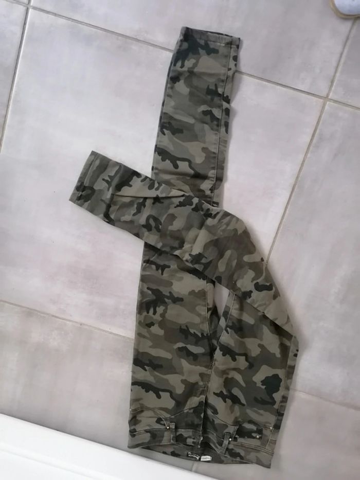 Jean kaki armée femme taille 36 stradivarius - photo numéro 6