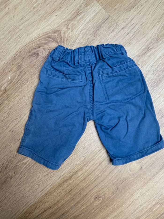 Short bleu 2 ans - photo numéro 3